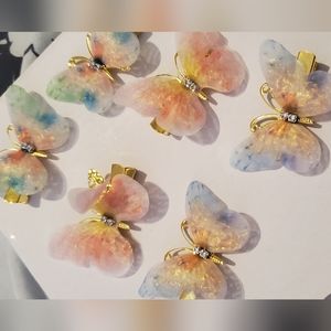 Hair clips